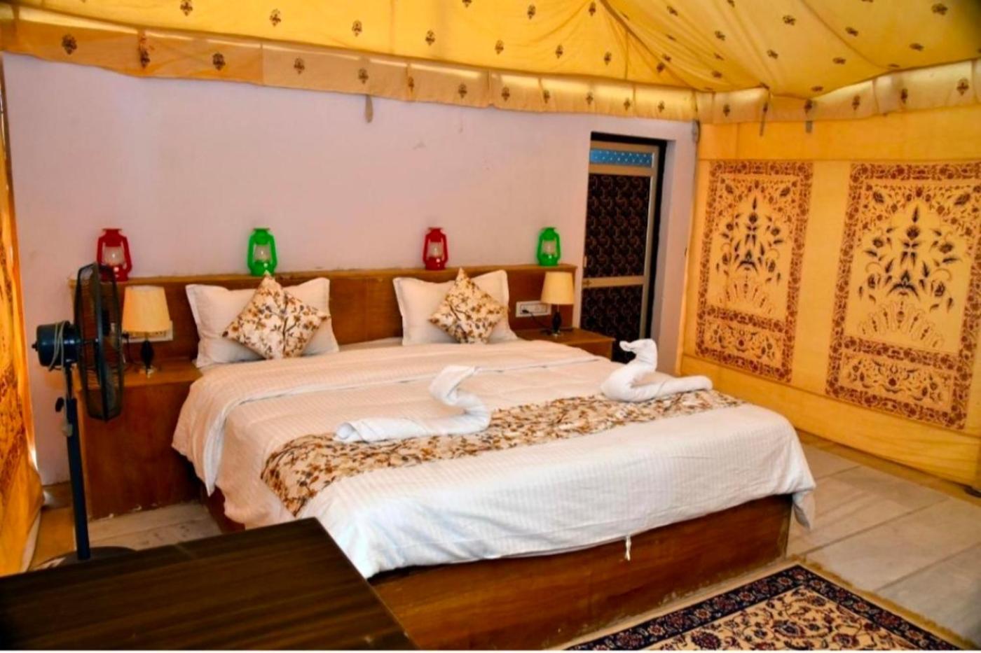 The Saffron Desert Camp Dzsaiszalmer Kültér fotó