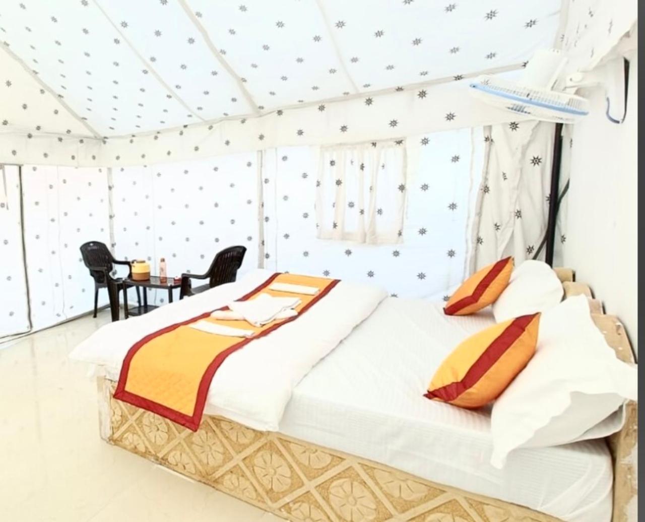 The Saffron Desert Camp Dzsaiszalmer Kültér fotó